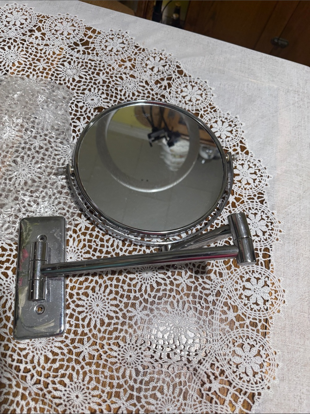 Wall-Mount Extendable Round Makeup Mirror in Silver